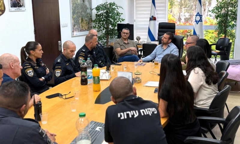 "עם כלביא": חולון מהדקת את שיתוף הפעולה עם משטרת ישראל
