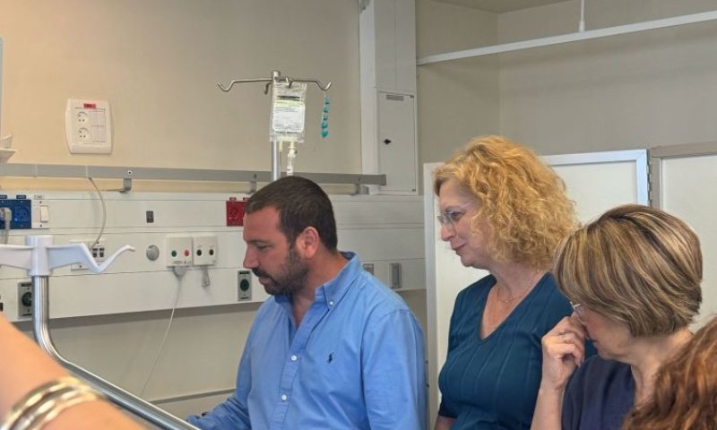 ראש עיריית חולון ביקר את את פצועי הזירה בוולפסון