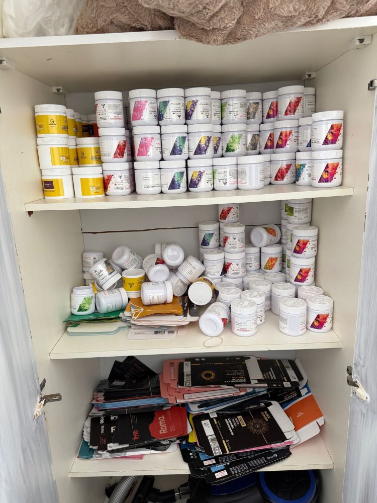 תושב בת ים חשוד בסחר בסמים מדירה באזור השרון