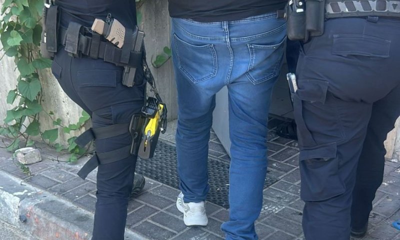 נעצרו 3 תושבי בת ים שמנעו מאנשים להכנס למקלטים