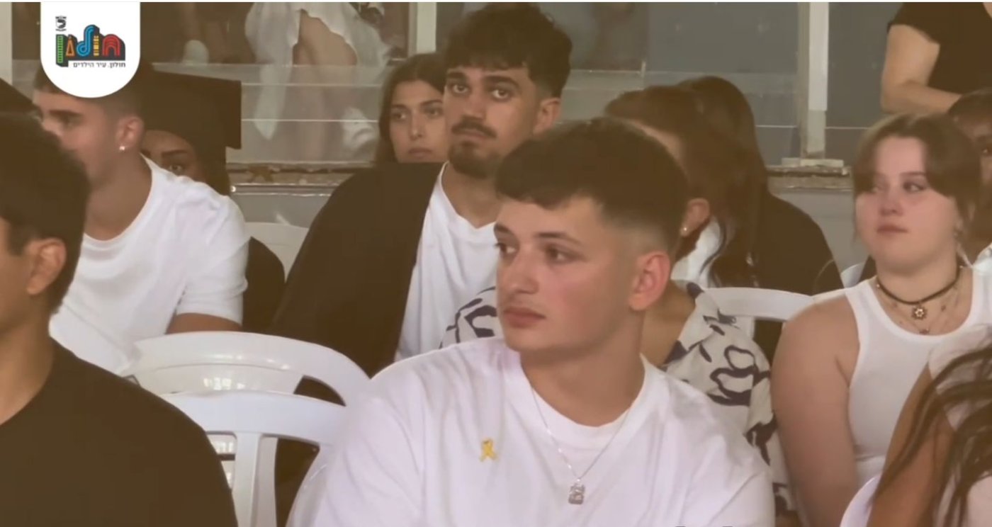 ״אתה דוגמה לכל מה שיפה בעם הזה"