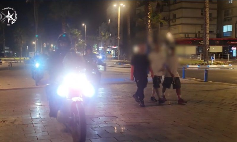 משטרת ישראל במבצע אכיפה נרחב בחולון ובת ים כנגד עבריינות נוער