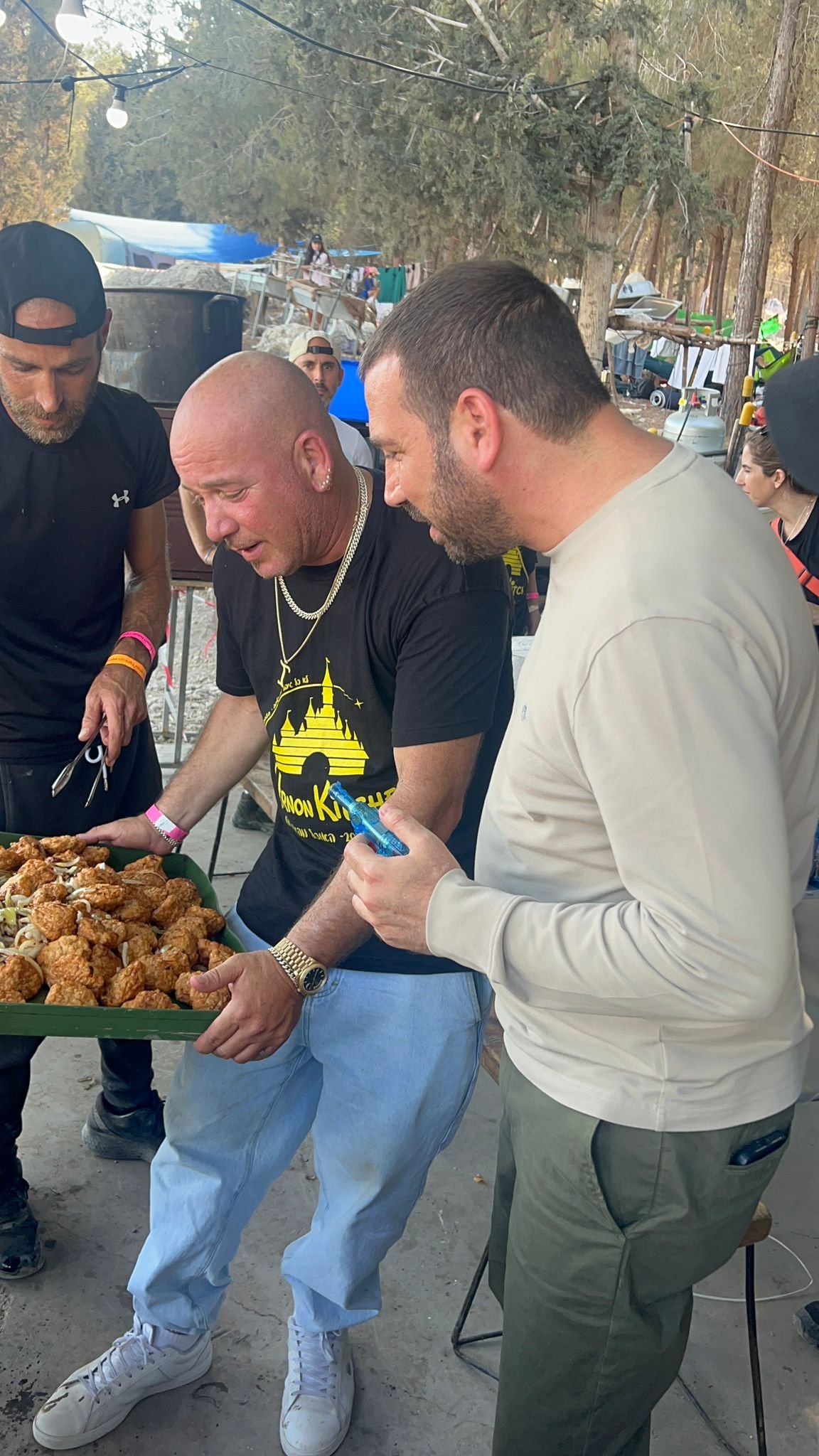 יחצ