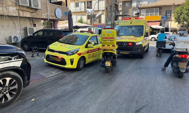 עוברת אורח הצילה ילד שננעל ברכב בראשון לציון