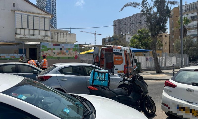 פצוע בתאונת אופנוע בבת ים