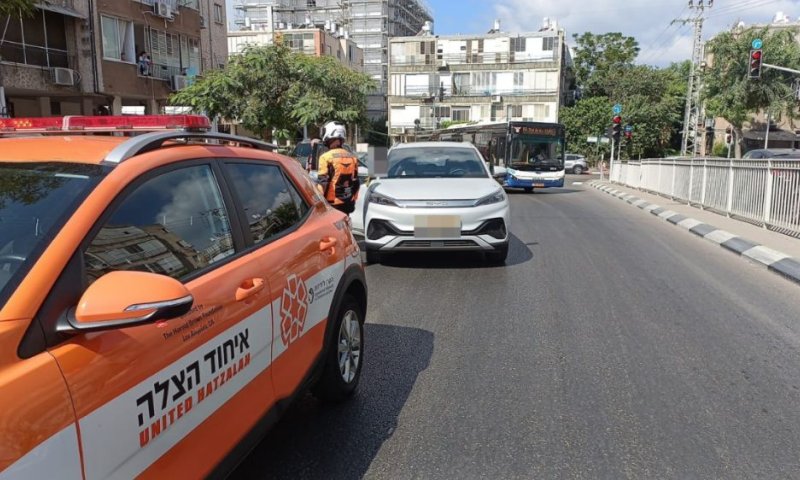בת 3 נפגעה מרכב בבת ים