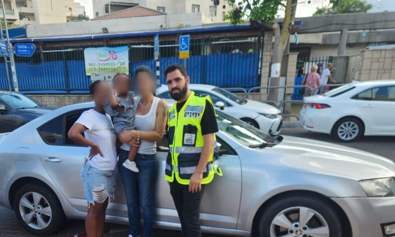 בת שנתיים ננעלה ברכב במערב ראשון לציון