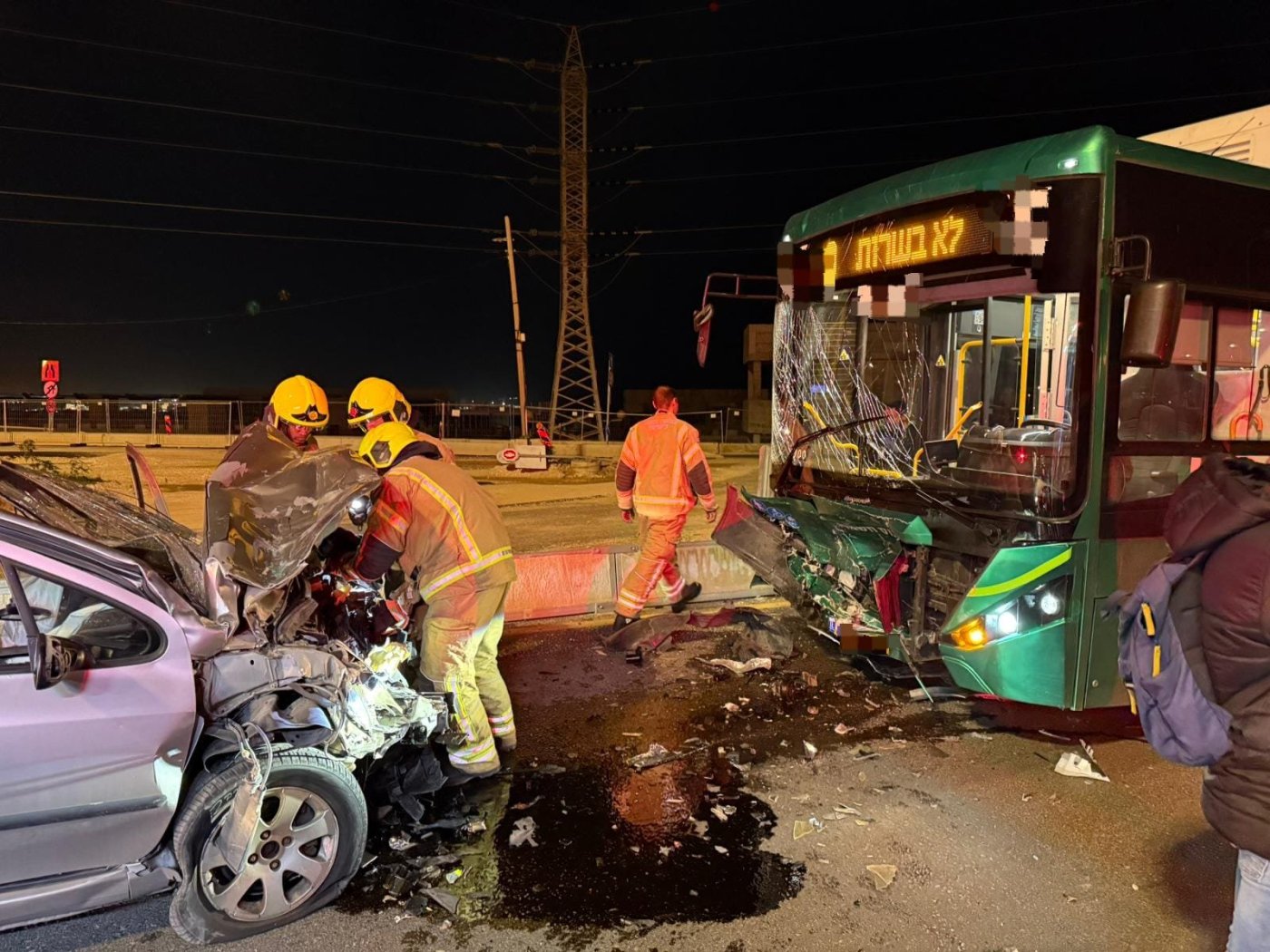 נהג נפצע קשה מפגיעת אוטובוס בכניסה לראשון לציון