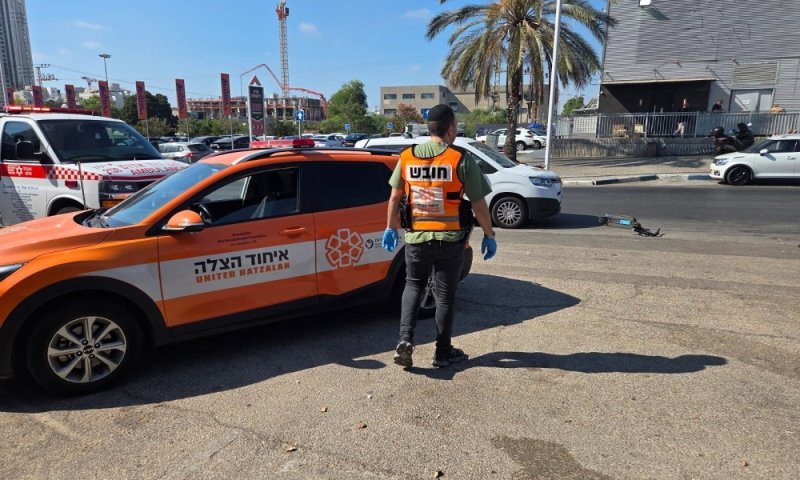 רוכב קורקינט נפצע בתאונה באזור התעשייה בת ים