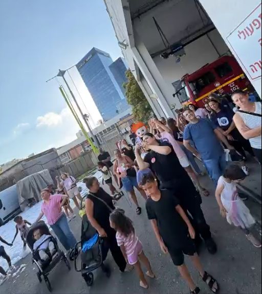 דוברות כבאות והצלה