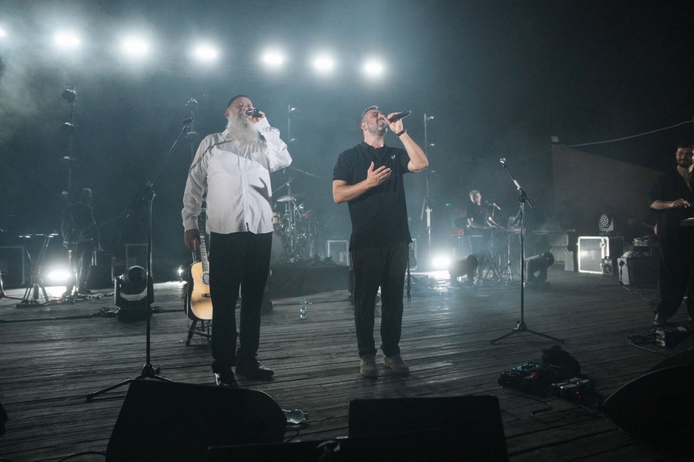 ישי ריבו ושולי רנד ריגשו אלפים בבת ים