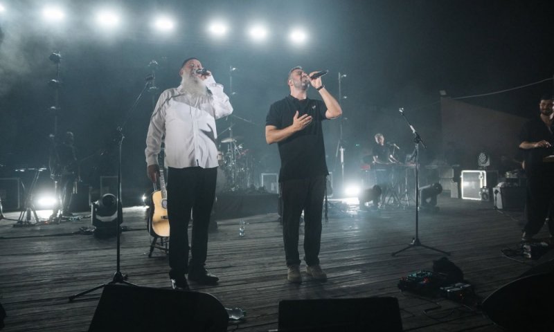 ישי ריבו ושולי רנד ריגשו אלפים בבת ים