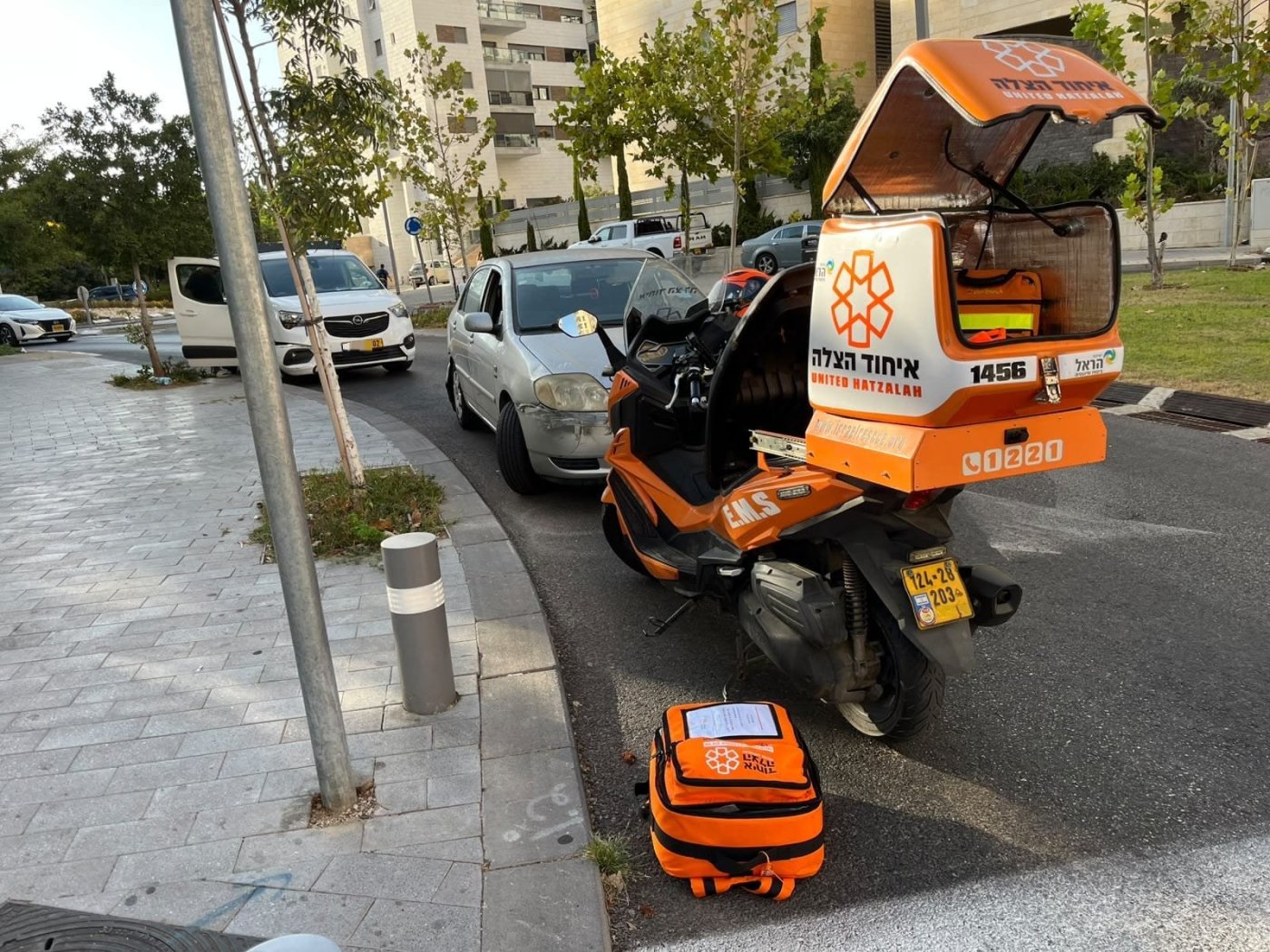פצוע בתאונה בין שני כלי רכב בחולון