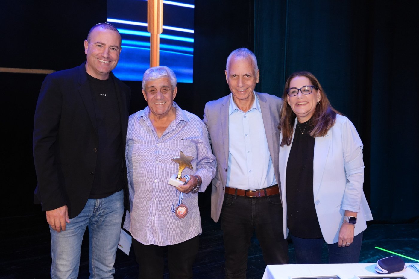 עמוס לוזון צלמים