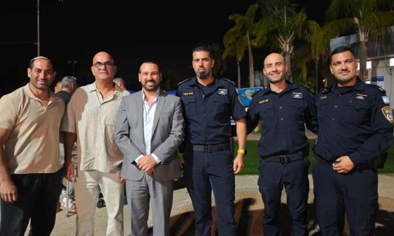 חולון מצדיעה למתנדבי תחנת המשטרה: “אתם הלב הפועם של הקהילה שלנו”