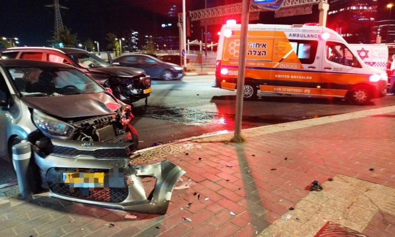 3 נפגעו בתאונה בראשון לציון