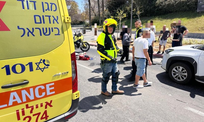 ראשון לציון: נערה נפצעה בתאונה וגבר נפצע באירוע אלים