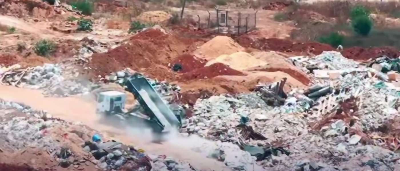 הוחרמה משאית שהשליכה פסולת בניין בשטח העיר חולון