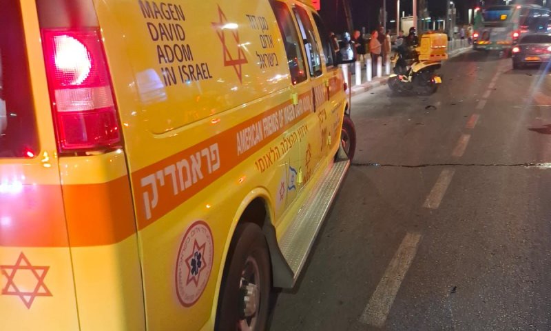 בן 18 נפצע בינוני בתאונה בצומת בית דגן