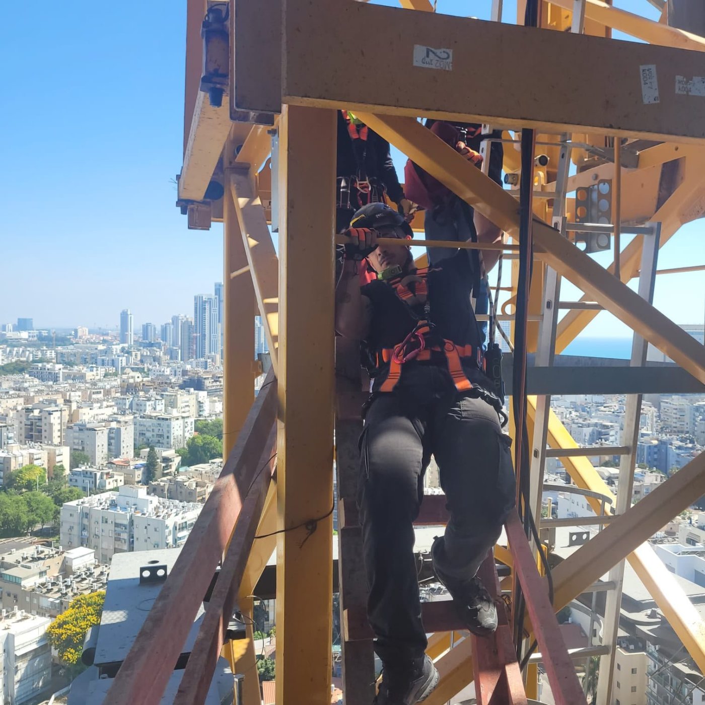 דוברות כבאות והצלה