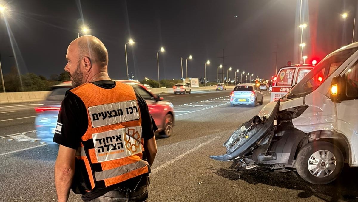 3 פצועים בתאונת שרשרת בכניסה לראשון לציון