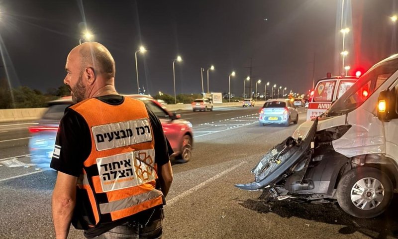 3 פצועים בתאונת שרשרת בכניסה לראשון לציון