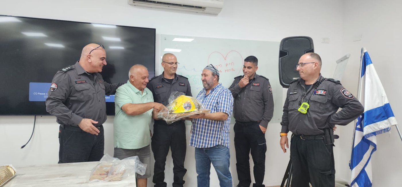 דוברות כבאות והצלה