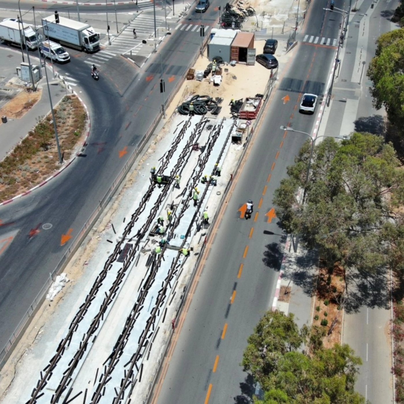 הונחו מאות מטרים של מסילת רכבת במערב ראשון לציון