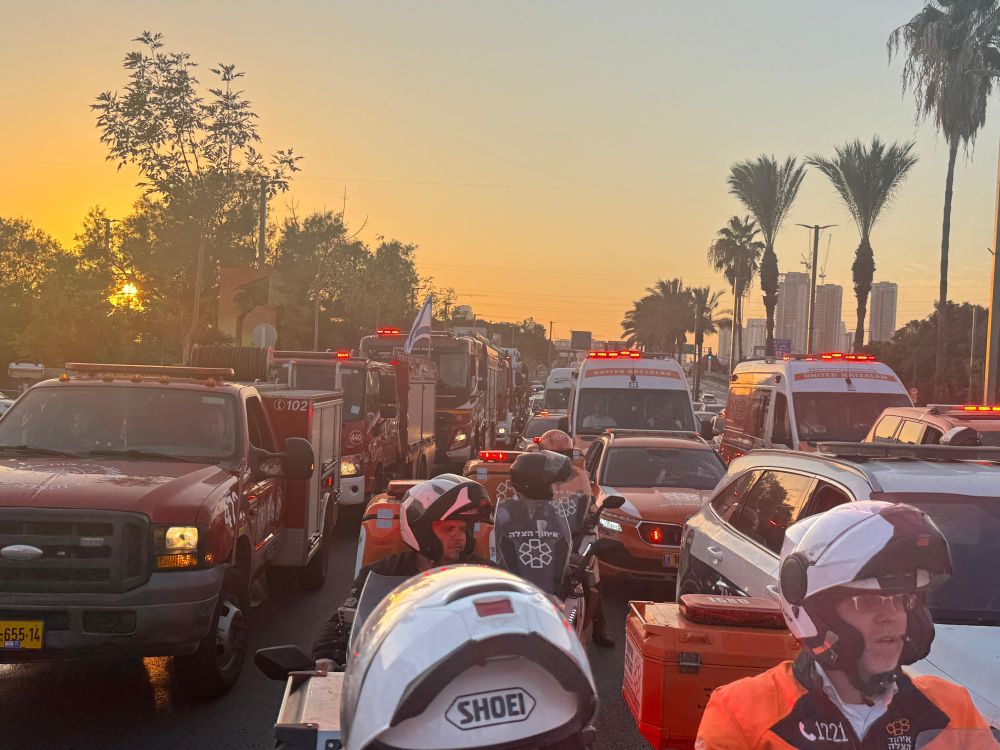 דוברות כבאות והצלה