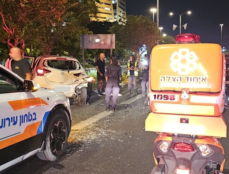 4 נפגעות כולל ילדה בת 10 בתאונה בראשון לציון