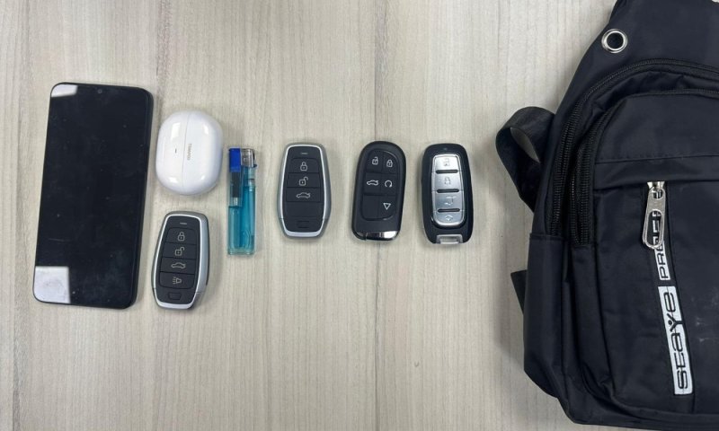 4 תושבי שטחים נעצרו בחולון עם כלי פריצת רכבים