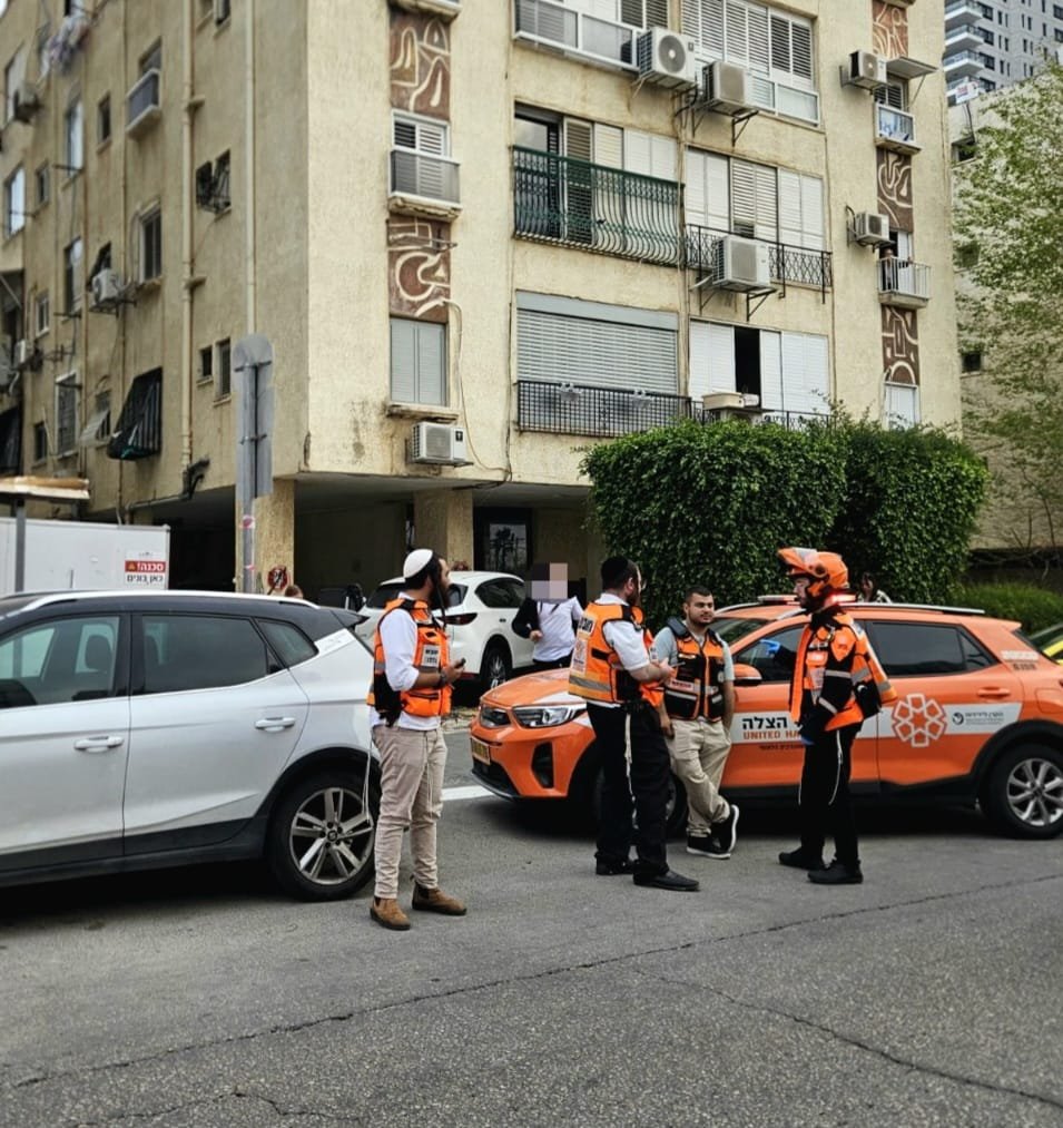 גבר נכווה בבת ים מנוזל להבערת מנגל שהתלקח