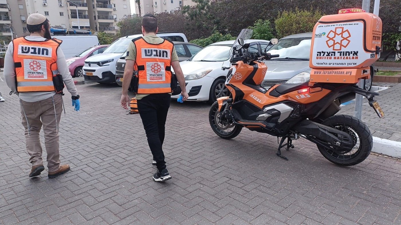 הולך רגל נפצע בתאונת דרכים בבת ים
