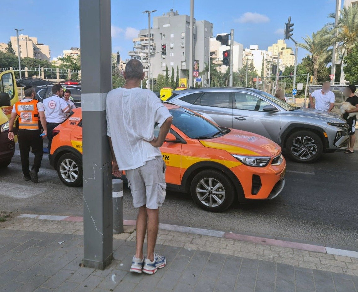 הולך רגל נפצע קשה בתאונה בחולון