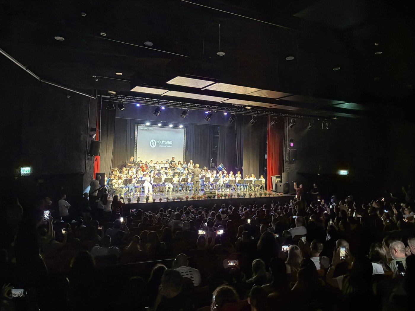 מאות תלמידים בערב מרגש של מוסיקה במרכז שטיינברג חולון