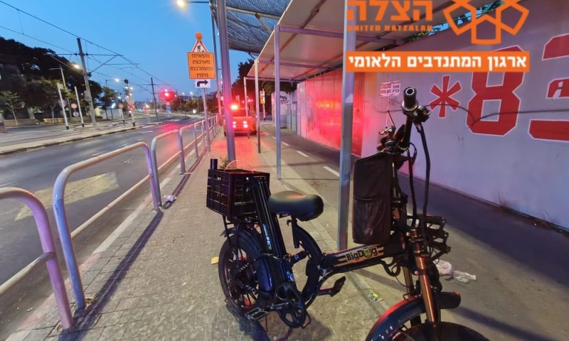רוכב אופניים נפצע בתאונה בבת ים