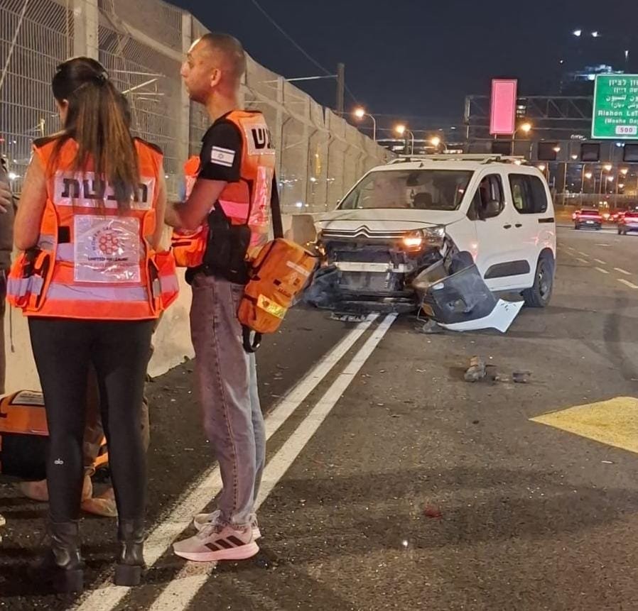 שני פצועים בתאונה סמוך לכניסה למערב ראשון לציון