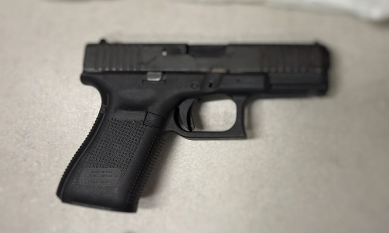 אקדח, רימון ומטען חבלה נתפסו בבת ים