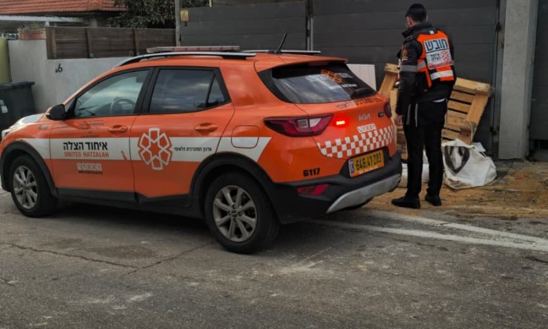 פצוע מנפילה מסולם בבית בראשון לציון