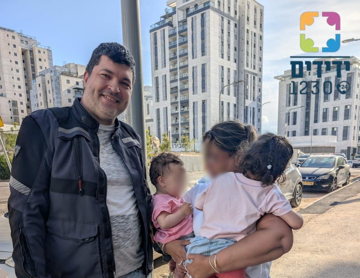 2 אחיות קטנות ננעלו ברכב במזרח ראשון לציון
