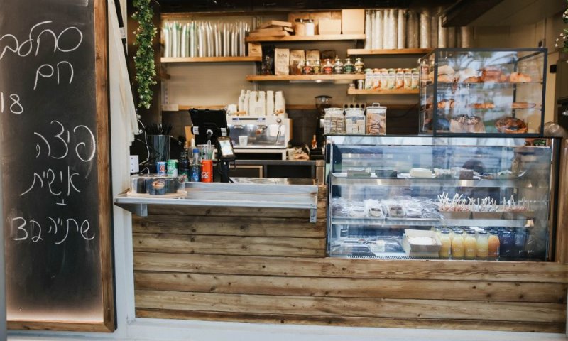 פודטראק חדש סמוך לבניין עיריית בת ים