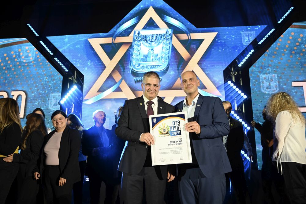 יואב דודקביץ
