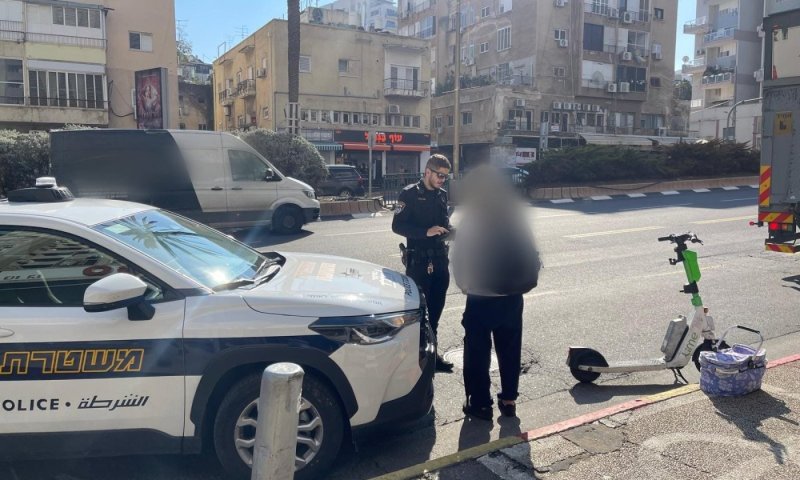 אכיפה נרחבת במרחב דן: 203 דוחות תנועה בסוף השבוע, 5 נהגים נתפסו בשכרות