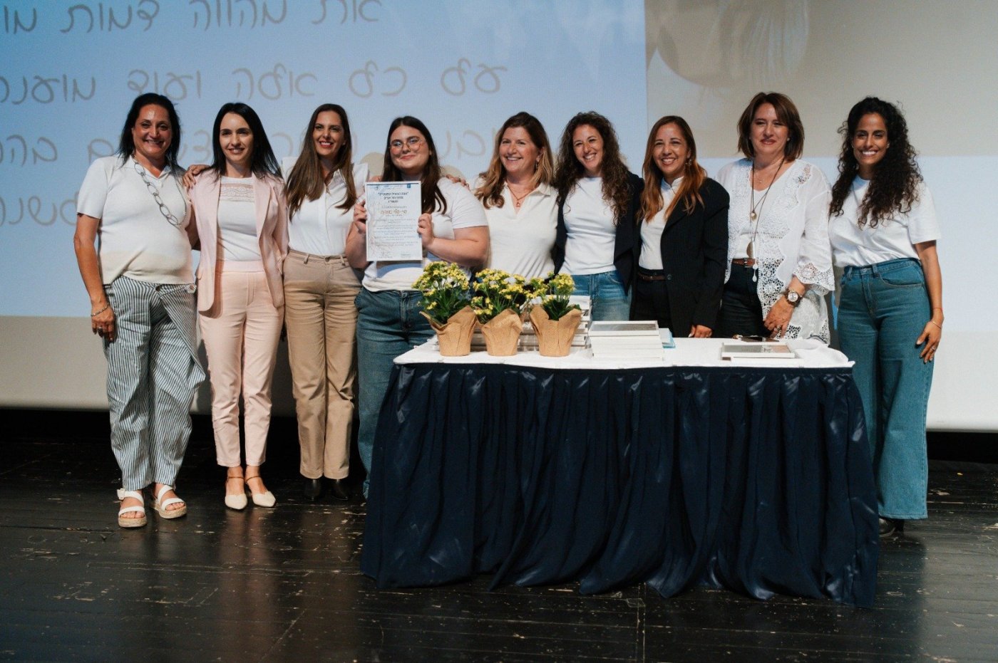 גאווה לבת-ים: תלמידי העיר זכו בהוקרה מחוזית על יוזמות חברתיות פורצות דרך