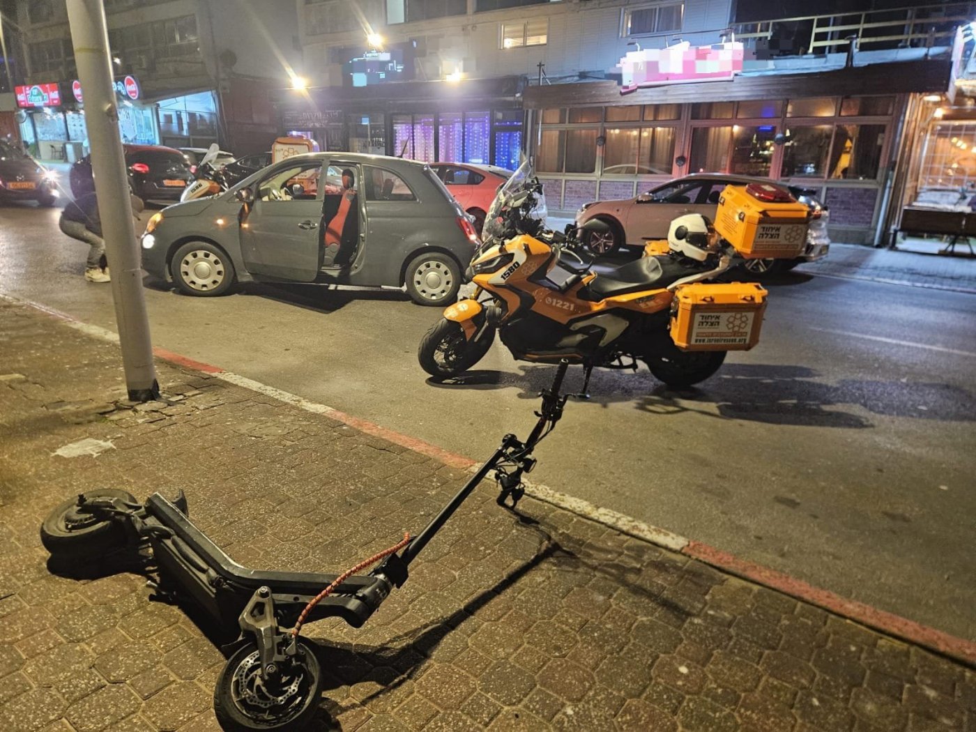 צעיר נפצע בתאונת קורקינט בטיילת בת ים