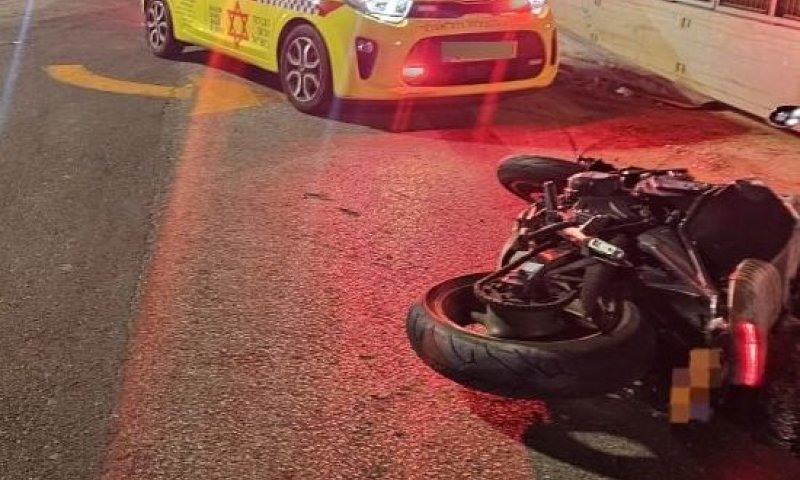 בן 20 נפצע בתאונת אופנוע סמוך לכניסה לבת ים