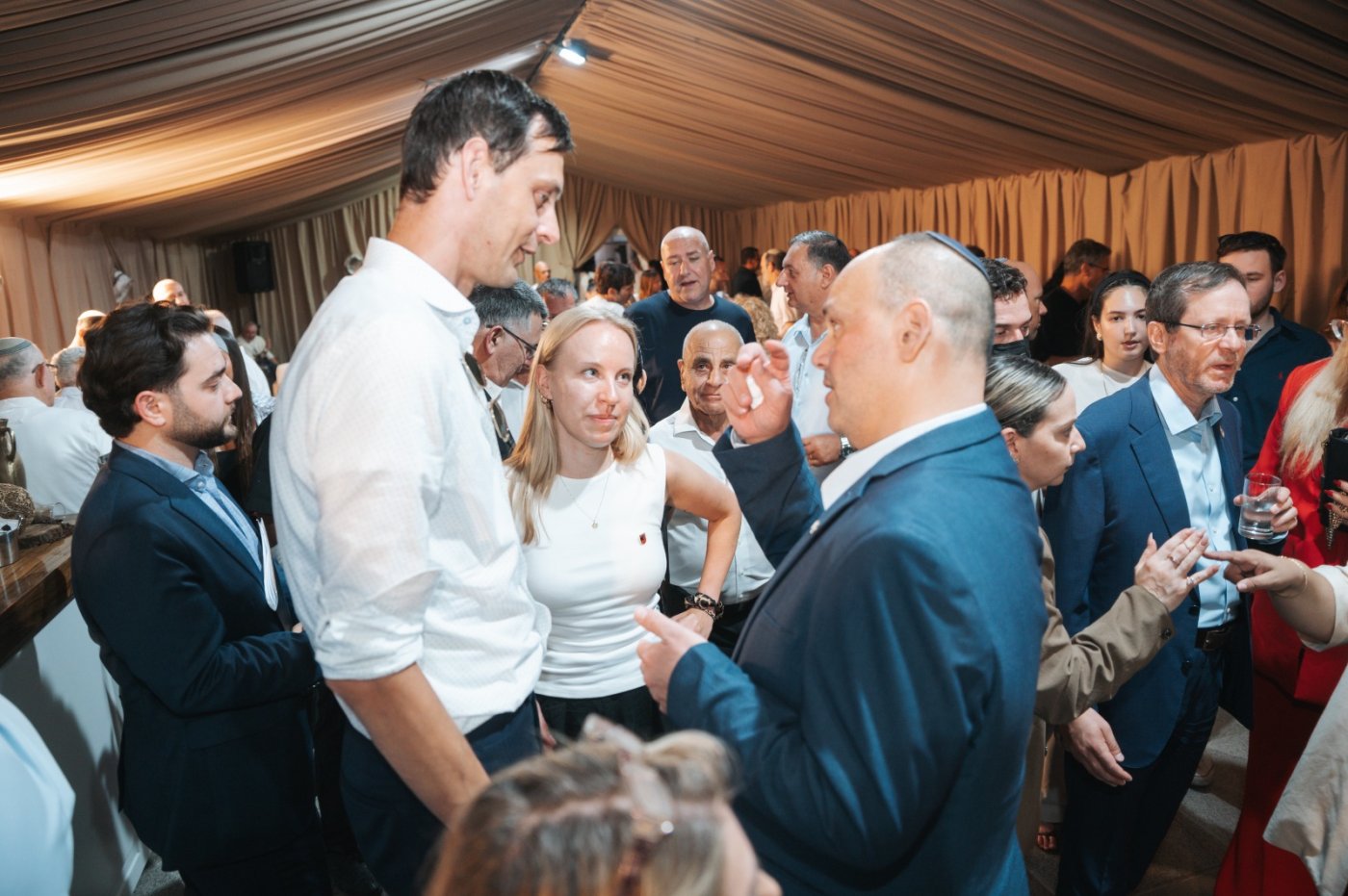 שלום אלזם