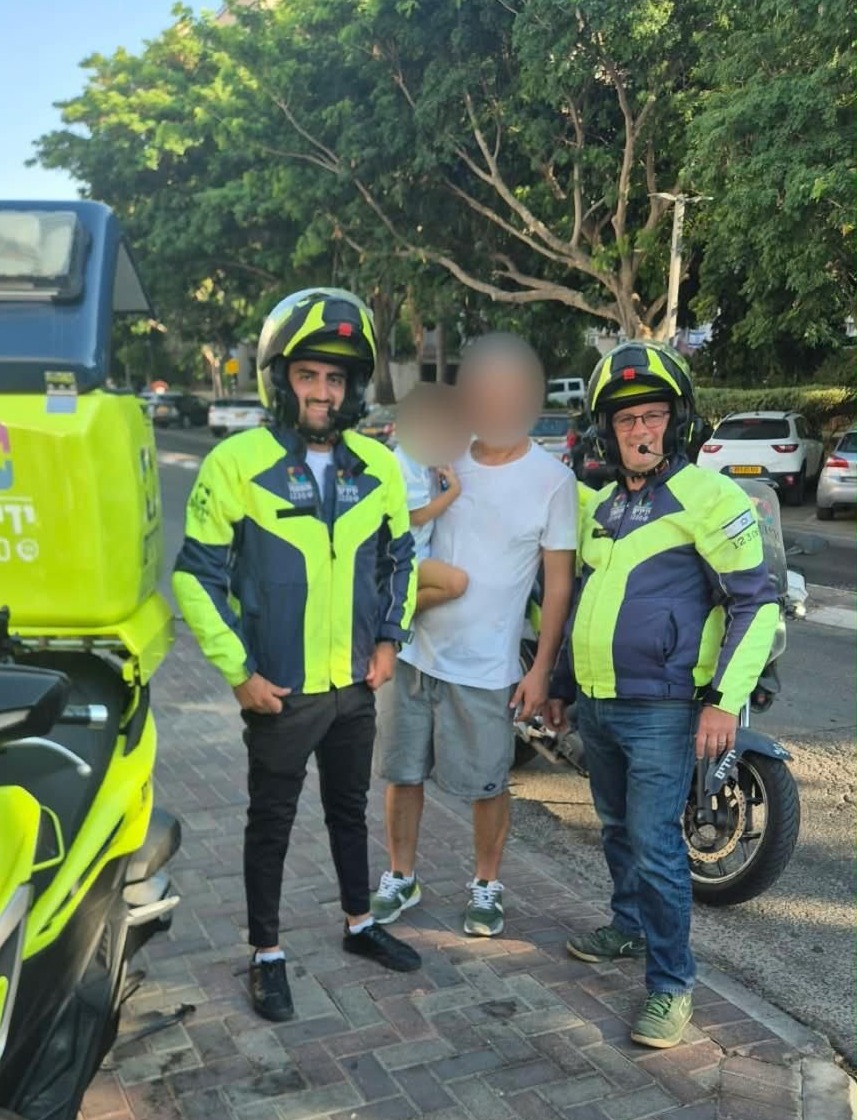 ילד ננעל ברכב בשכונת קריית בן גוריון בחולון
