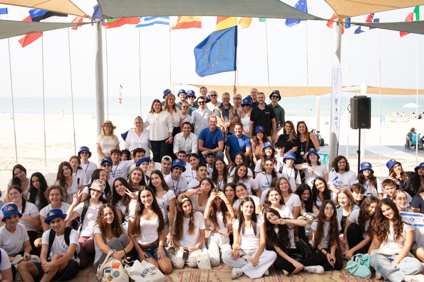שגרירי מדינות האיחוד האירופי הגיעו אל חוף ראשון לציון לאירוע סביבתי חשוב