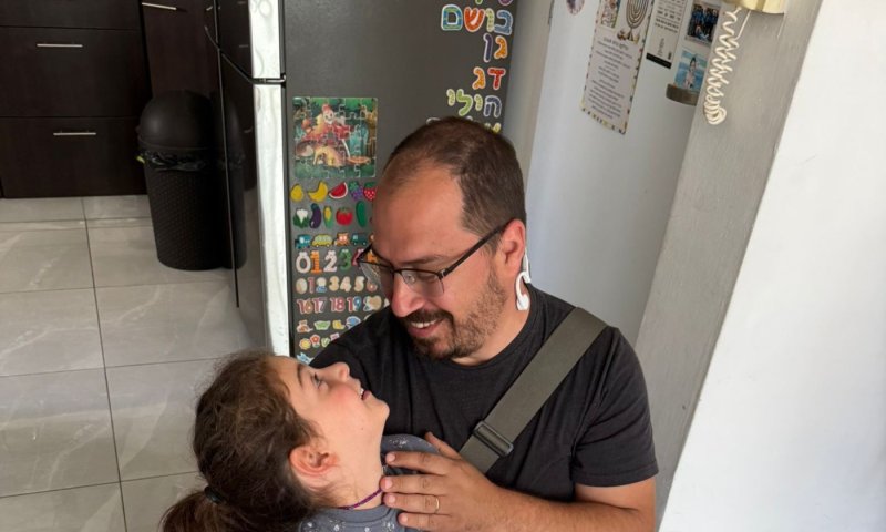 מחבקים את משפחות המילואימניקים: מחווה מתוקה לשבת למשפחות המשרתים בבת-ים